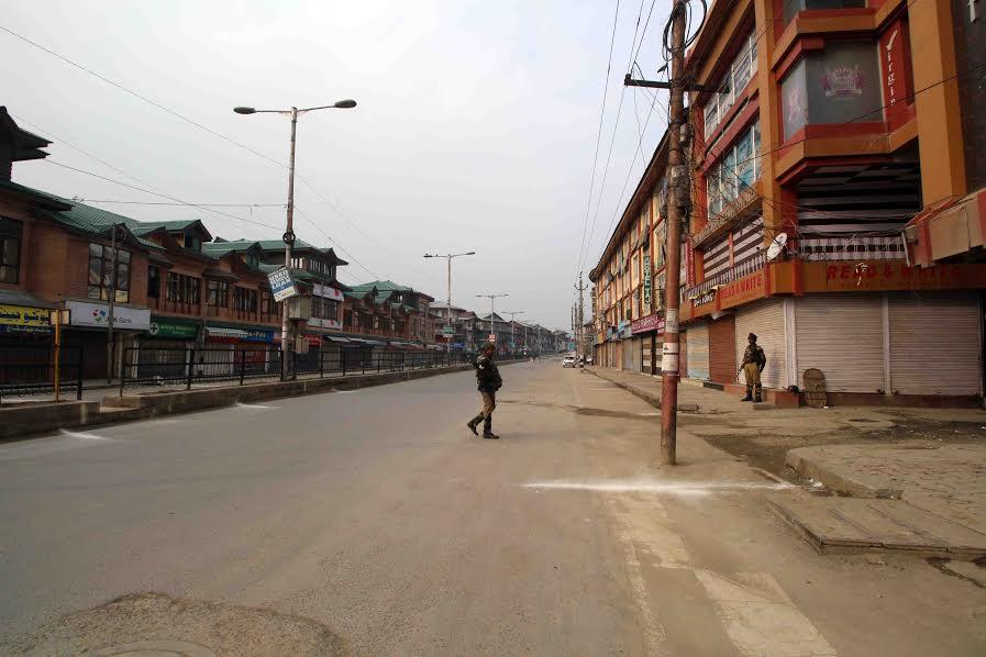 Kashmiris civil curfew befitting reply to Modi: Yasin Malik